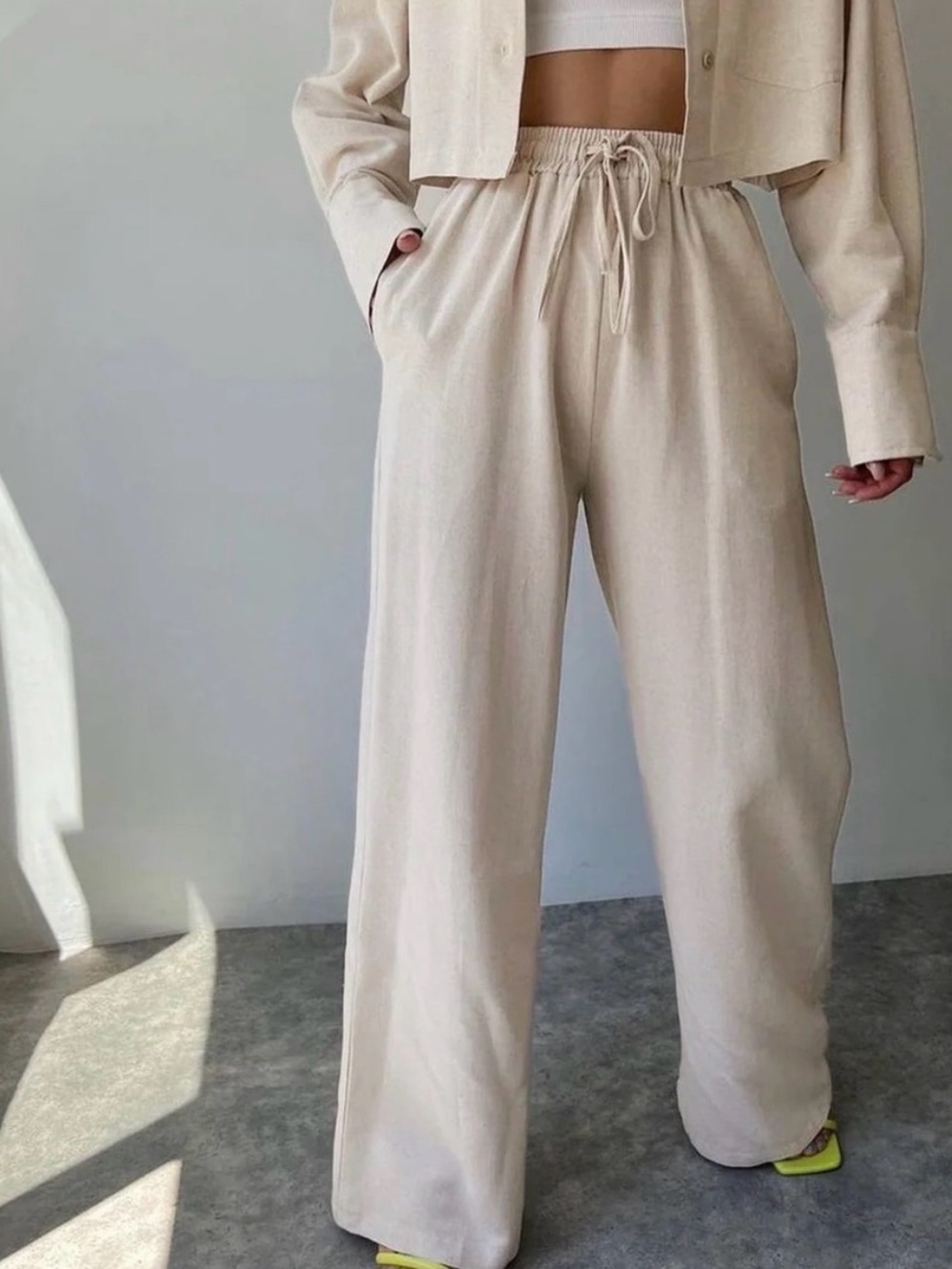 Commense Wide Leg Linen Blend Drawstring Pants in Off White Tan XS